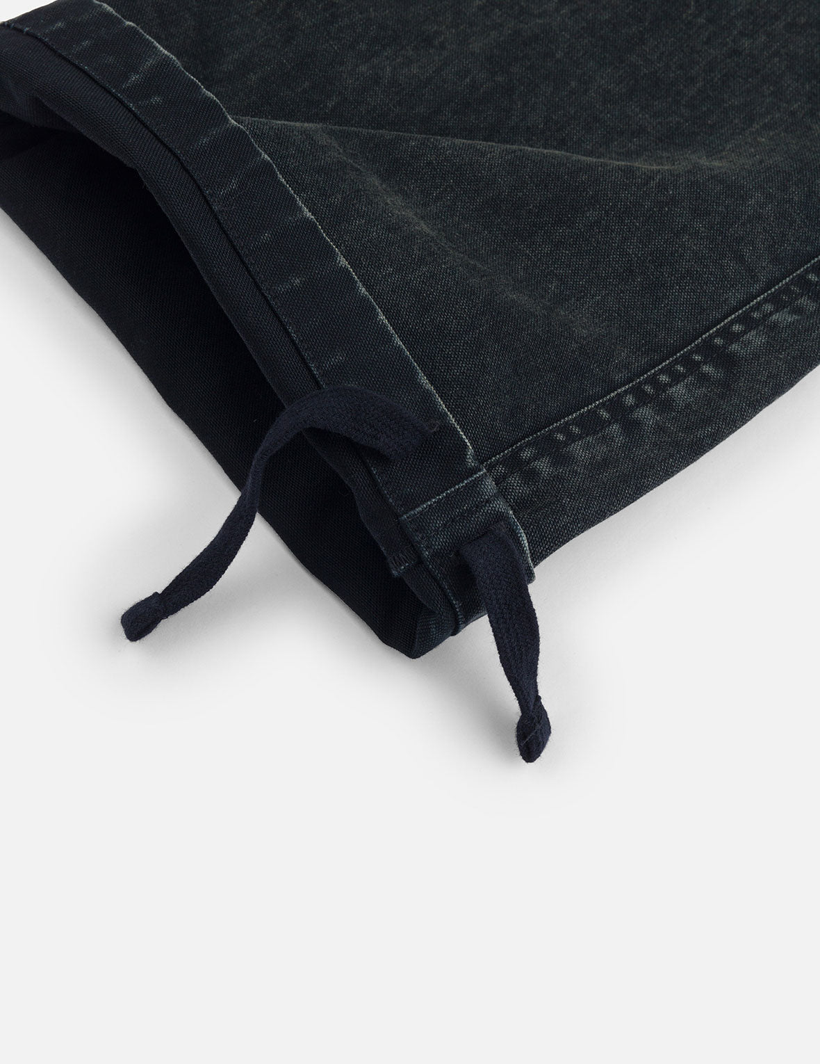 Distressed Seagull Appliqué Embroidery and Multi-Pocket Loose Fit Cargo Pants