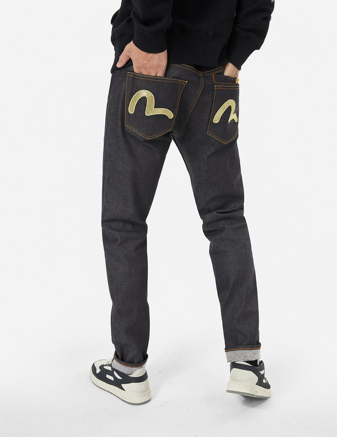 Seagull Metallic Embroidery Taper Fit Jeans #2017