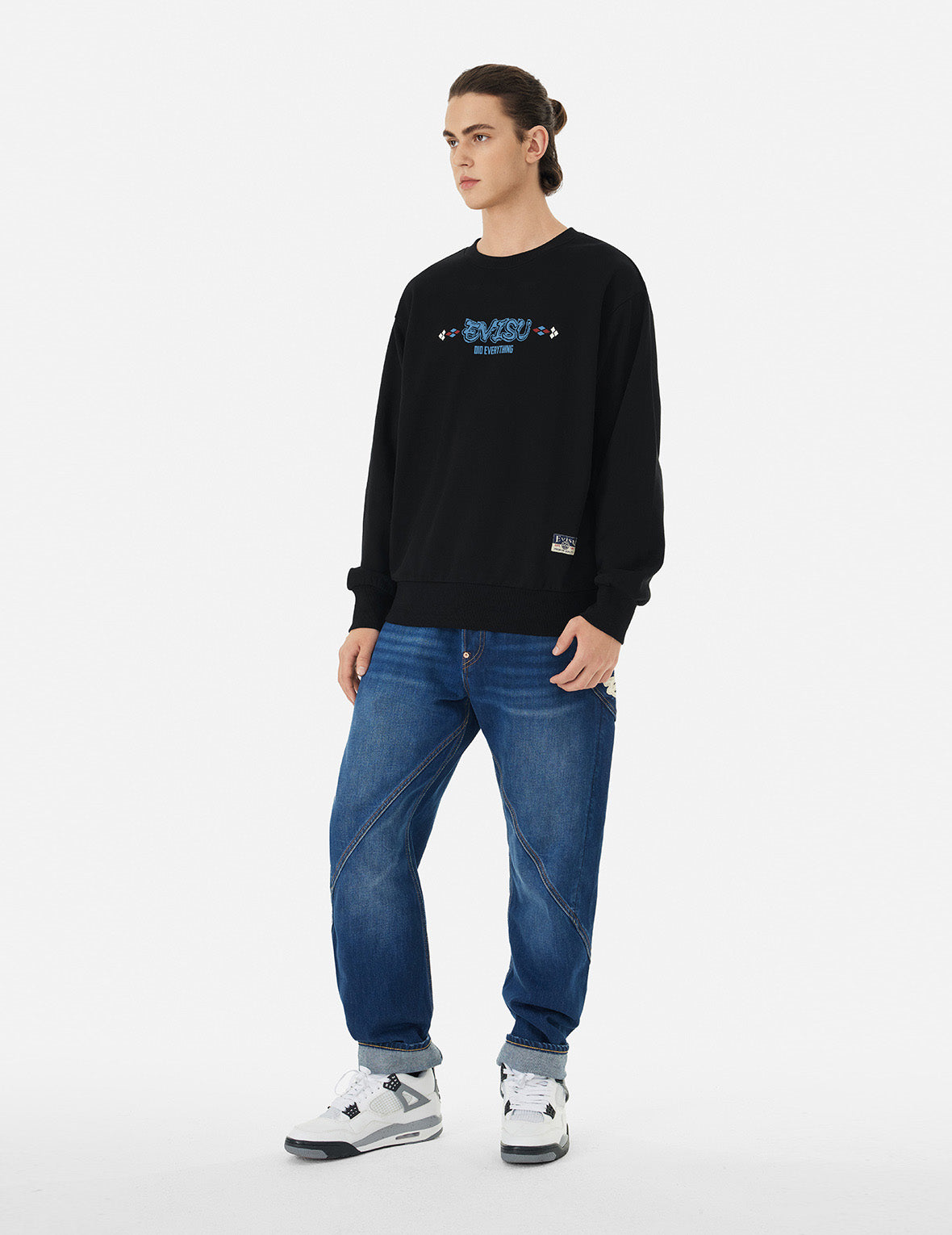 Wheel of Wisdom and Kamon Print Relax Fit Sweatshirt