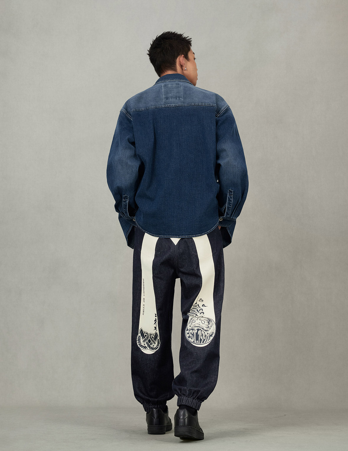 Washed Seagull Embroidery Regular Fit Denim Shirt