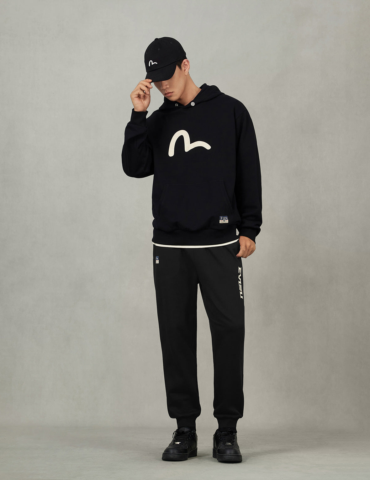 Logo Embroidery and Grateful Crane Daicock Print Regular Fit Sweatpants