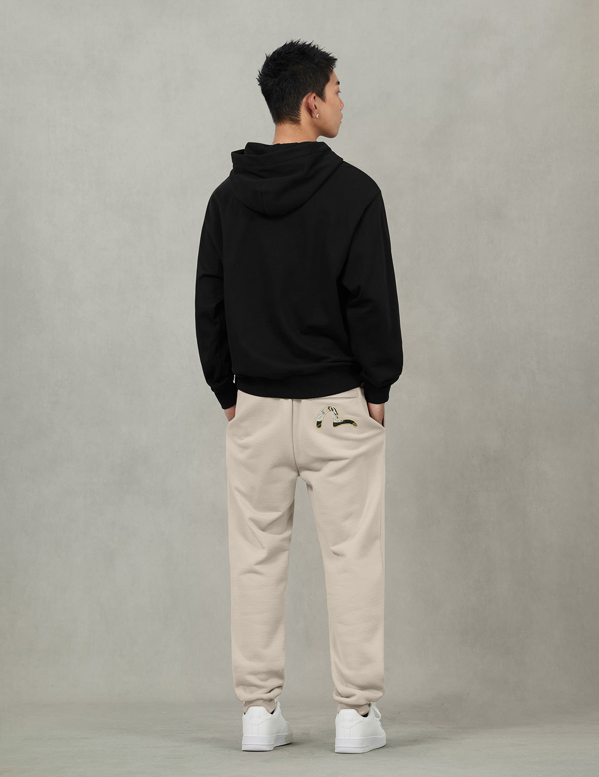 Seagull Brocade Appliqué Gold Thread Logo Regular Fit Sweatpants