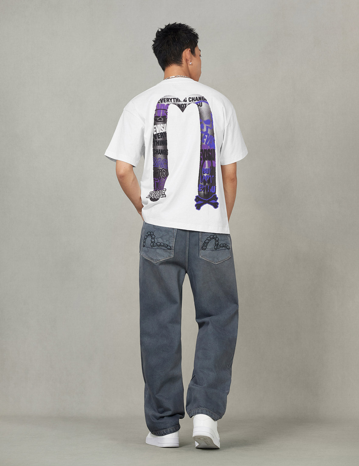 Graffiti-style Daicock Print Relax Fit T-shirt