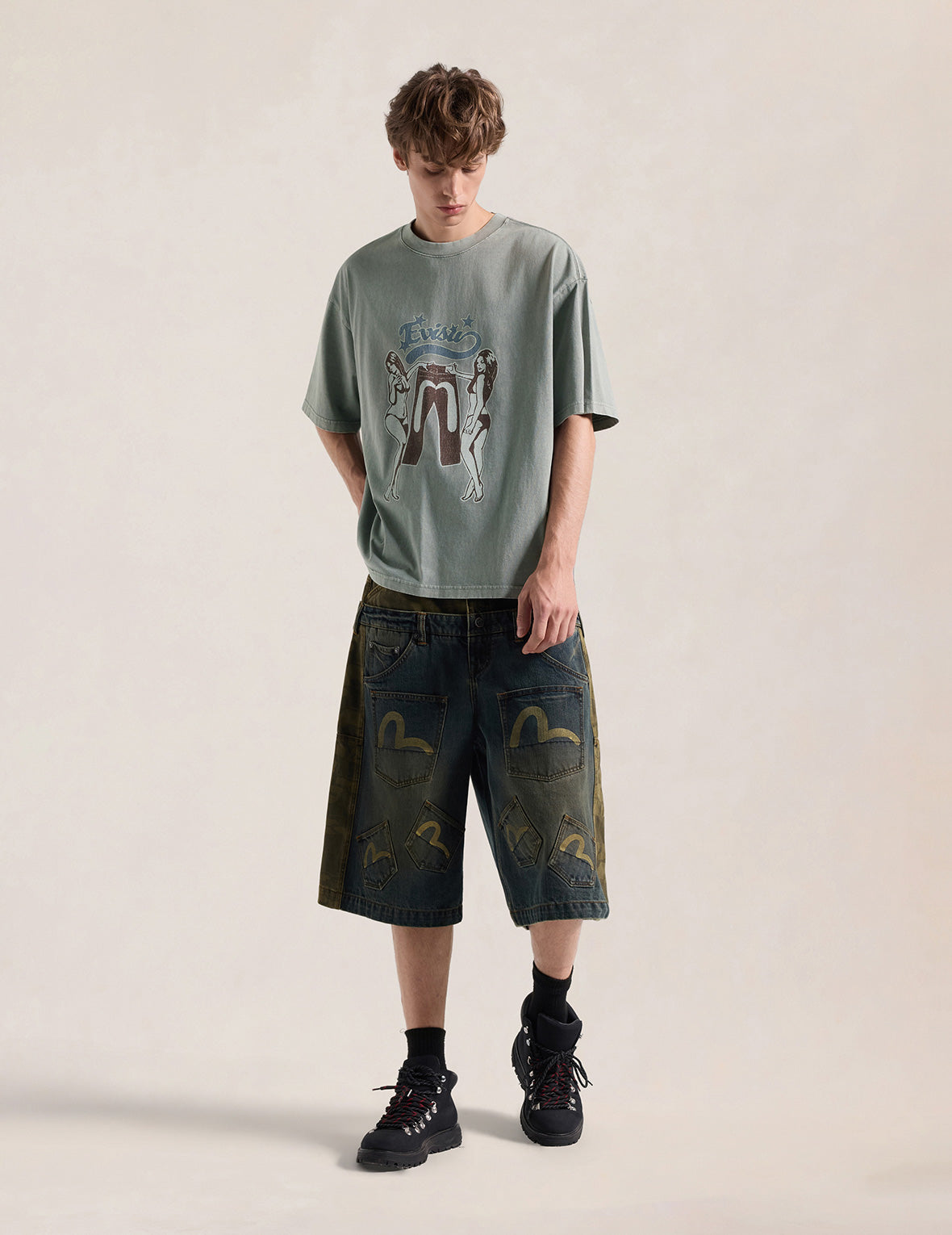 Retro Pin-Up Daicock Printed T-Shirt
