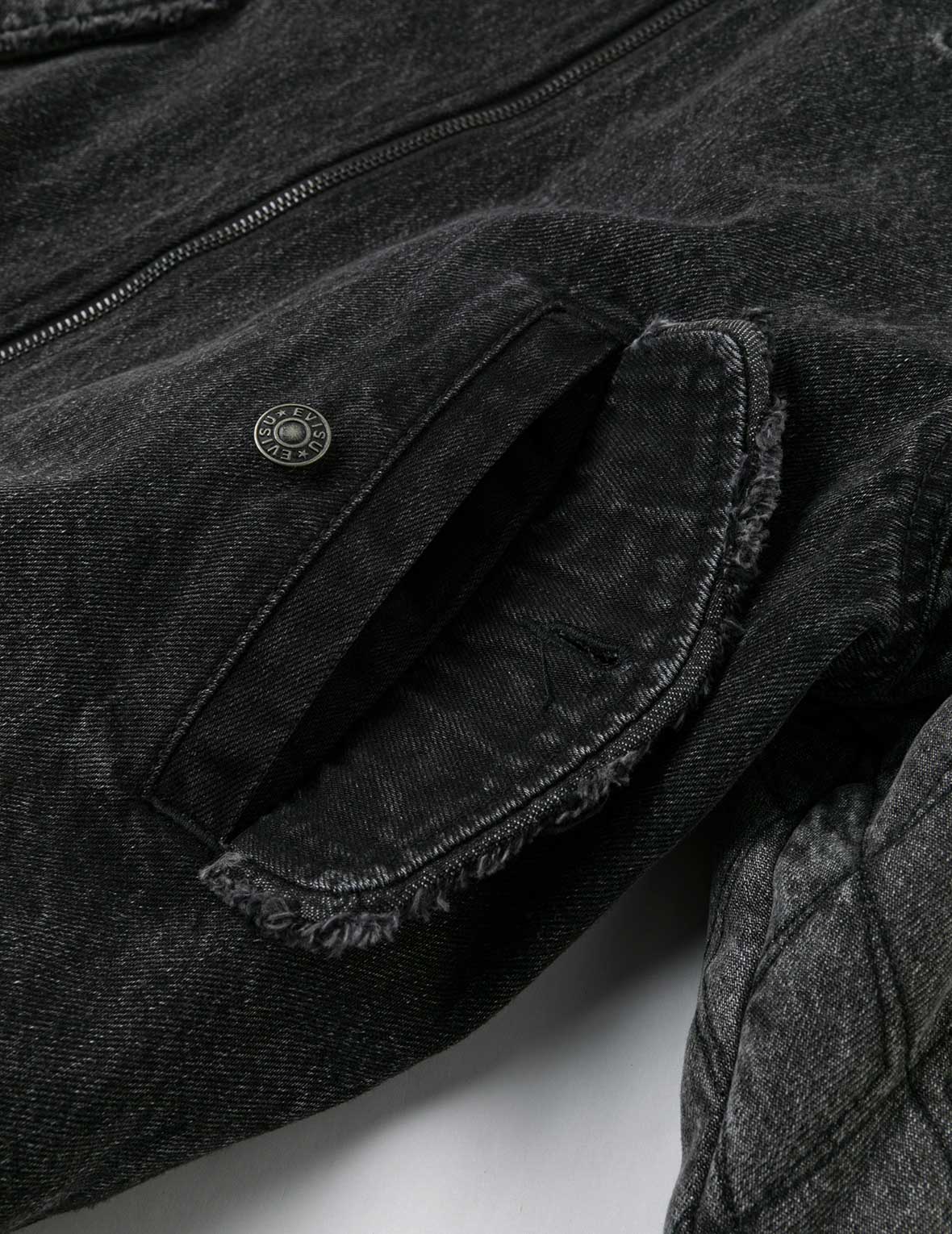 Seagull Embroidery Fashion Fit Hooded Padded Denim Jacket