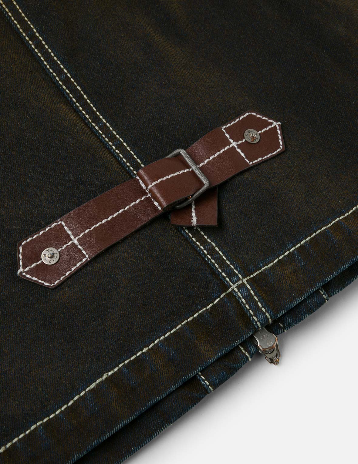 Contrast Stitch Design and Kamon Leather Label Regular Fit Denim Jacket