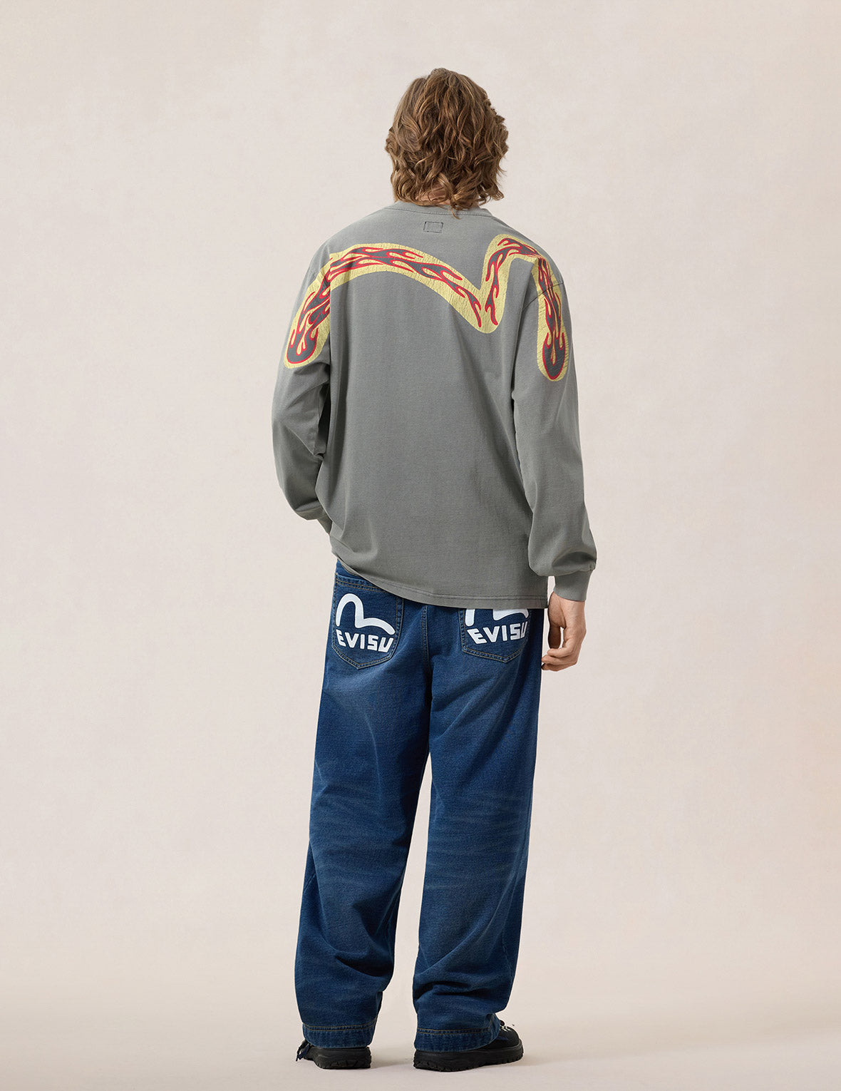 Reversed Seagull Slogan Long-sleeve T-shirt
