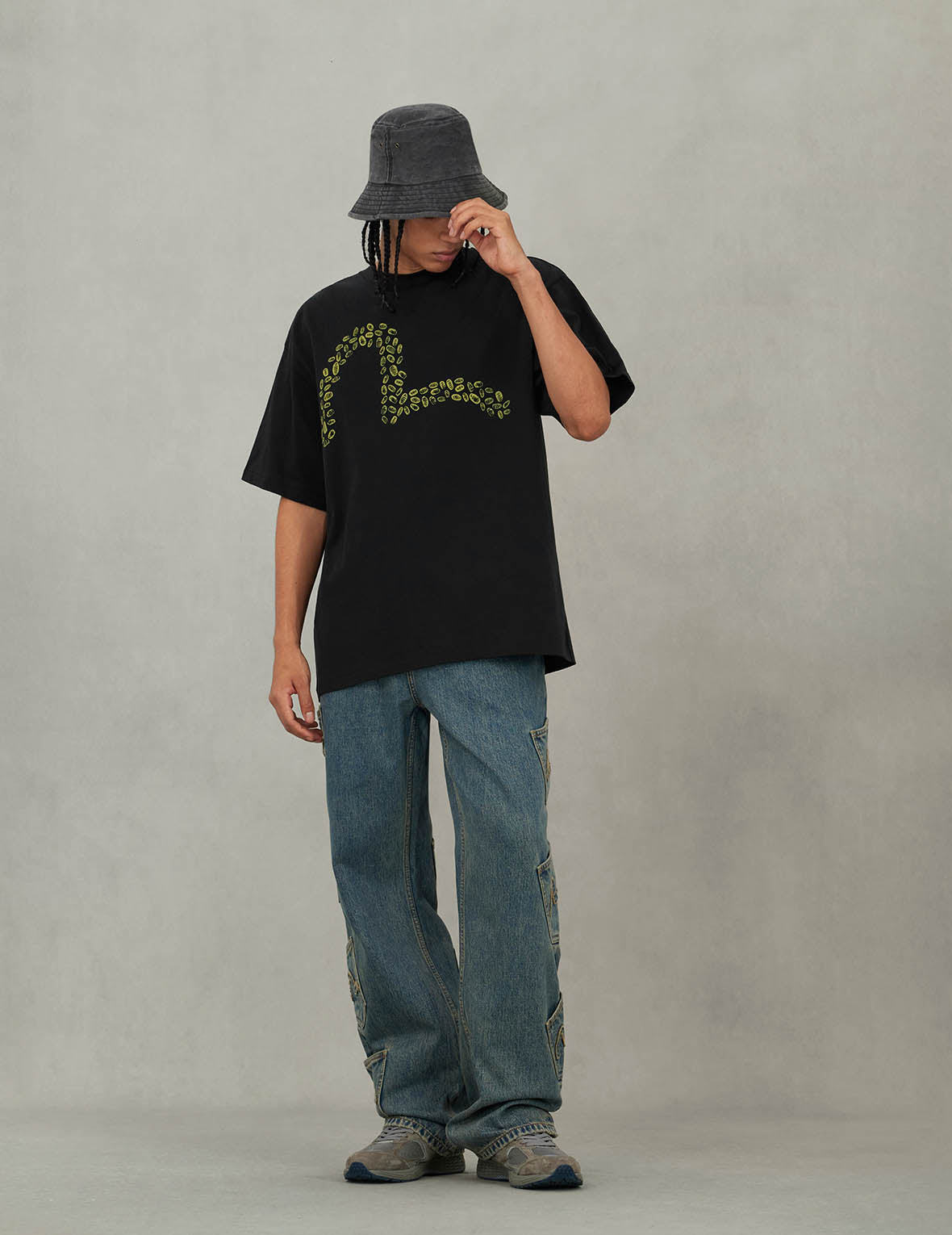 EVISU X F-LAGSTUF-F Shuga and Koban Coin Seagull Print Regular Fit T-shirt - Black