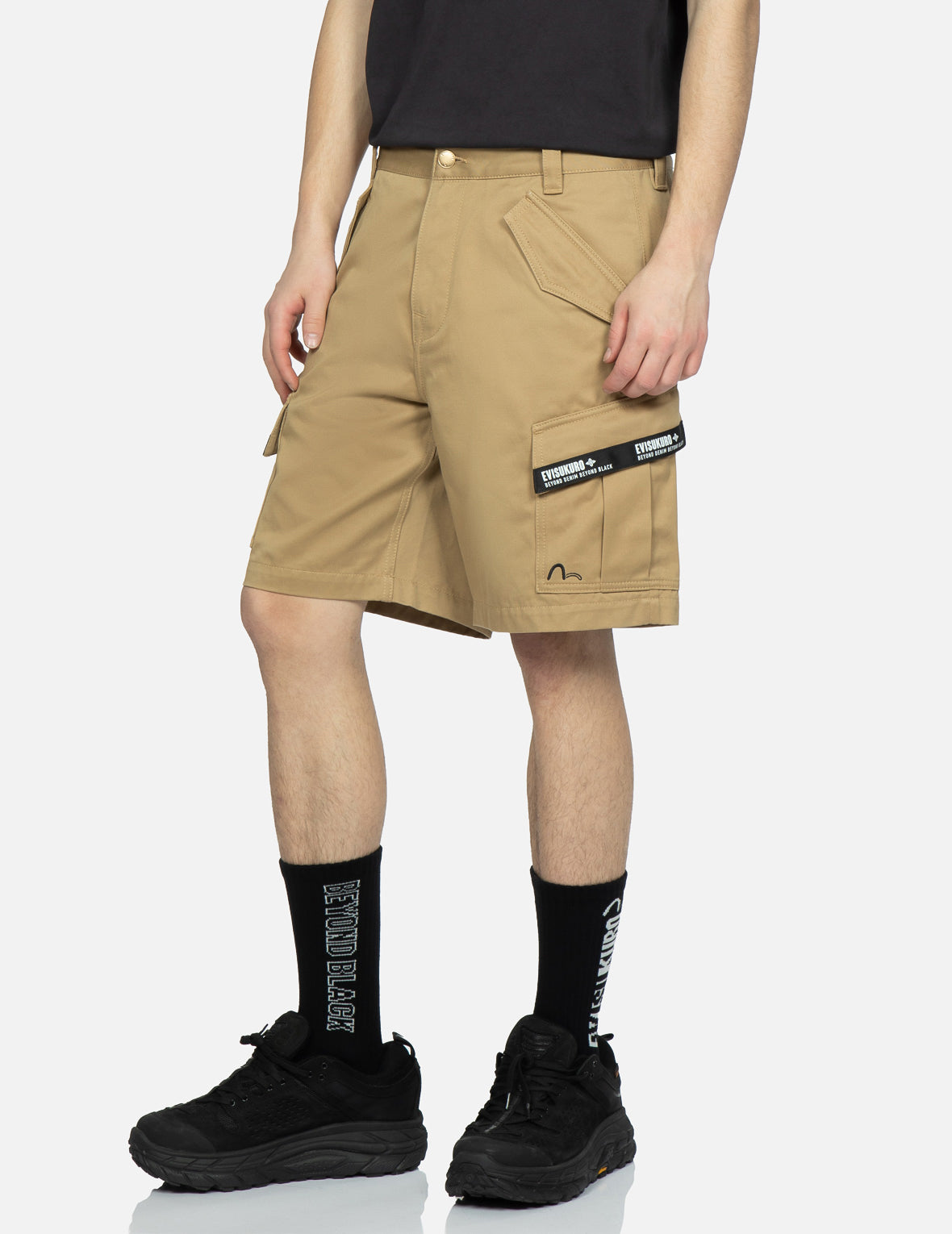 Logo Tape Patching Cargo Shorts