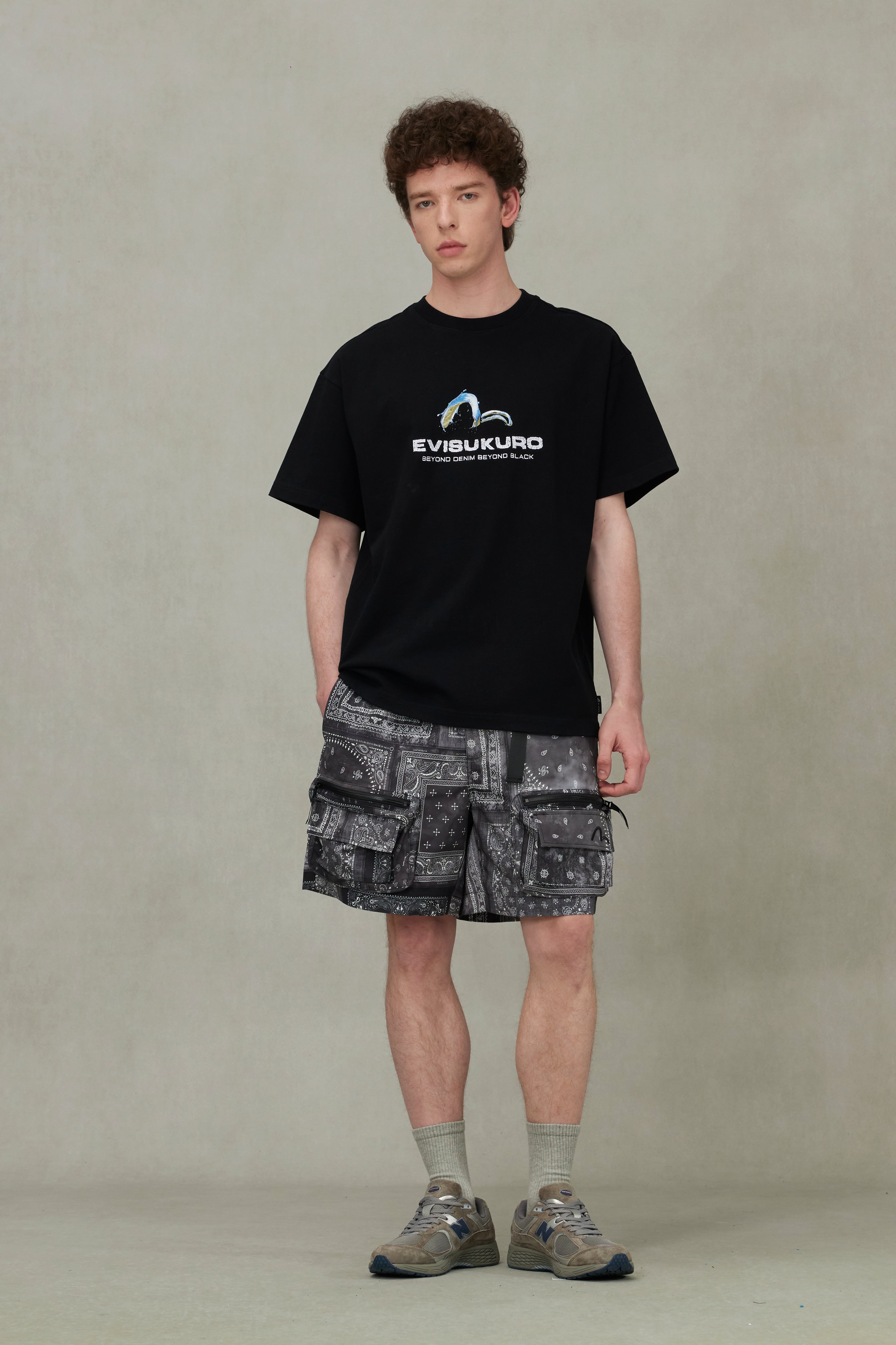 Allover Paisley Print Relax Fit Cargo Shorts