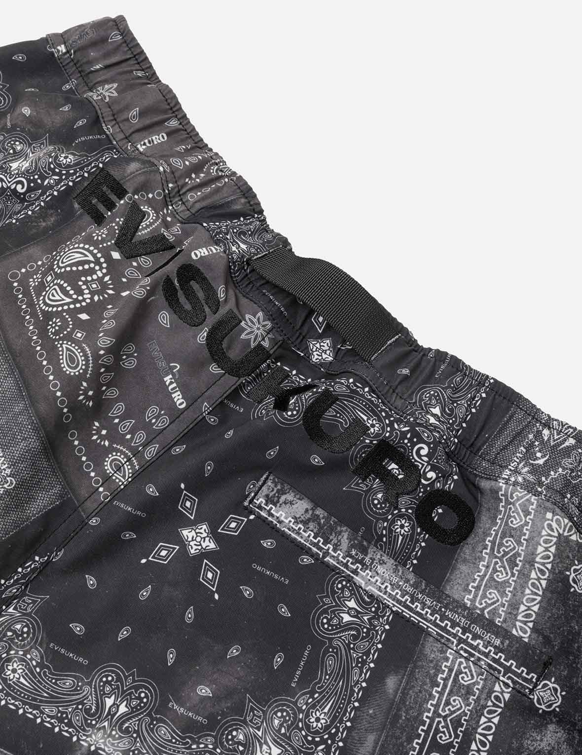 Allover Paisley Print Relax Fit Cargo Shorts