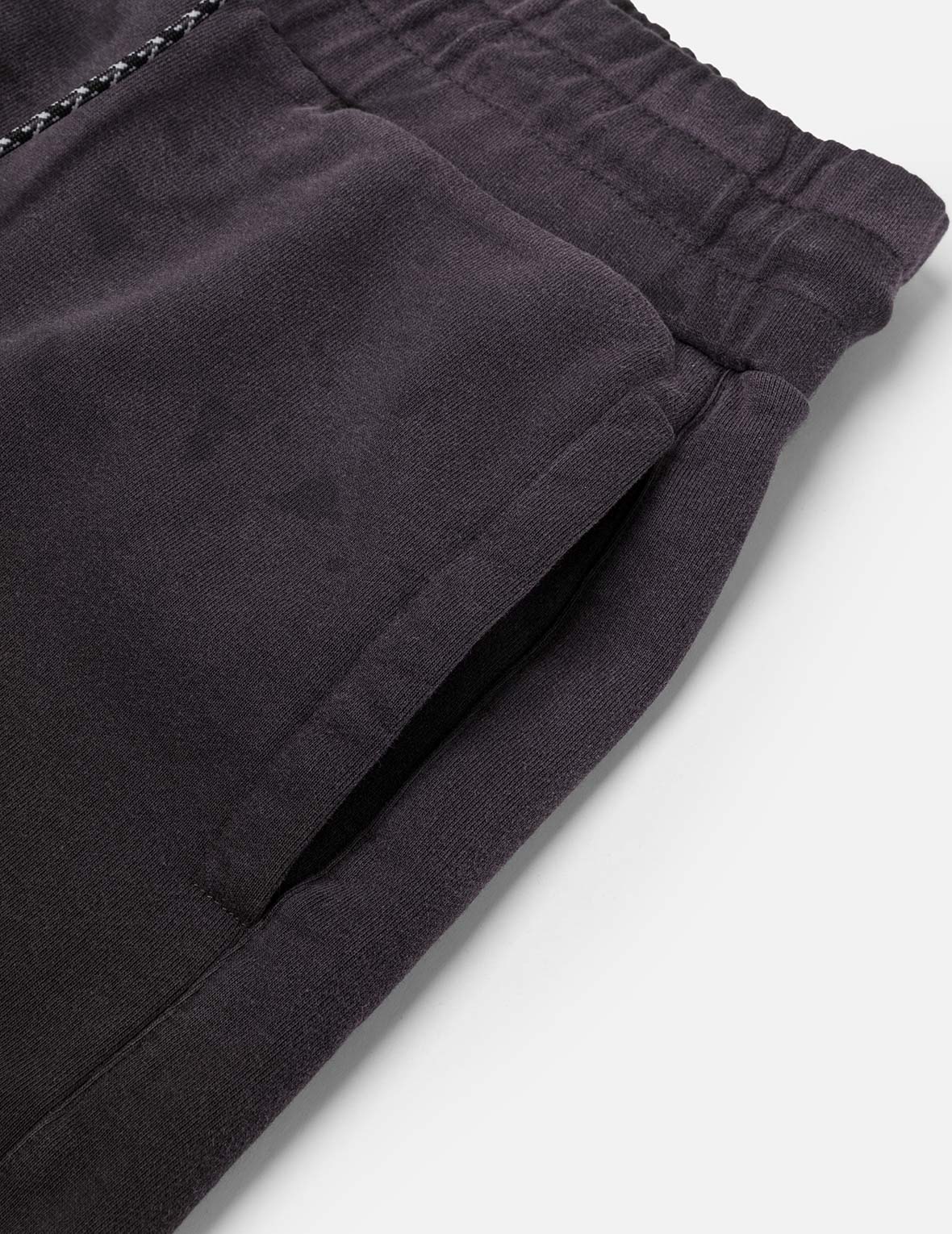 Seagull and Logo Embroidery Relax Fit Rock-Washed Sweatshorts