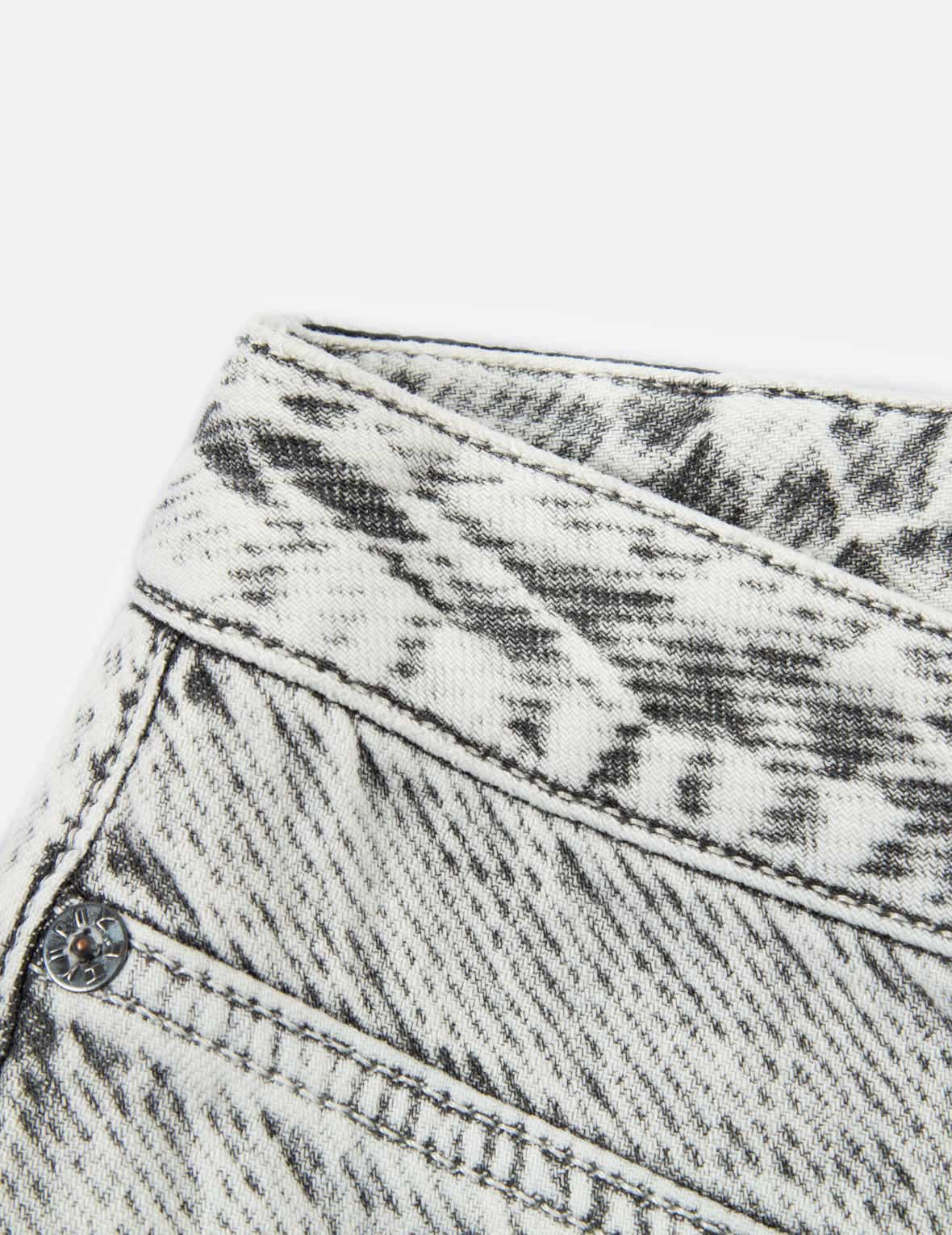 Seagull Embroidered Knit Denim Jeans