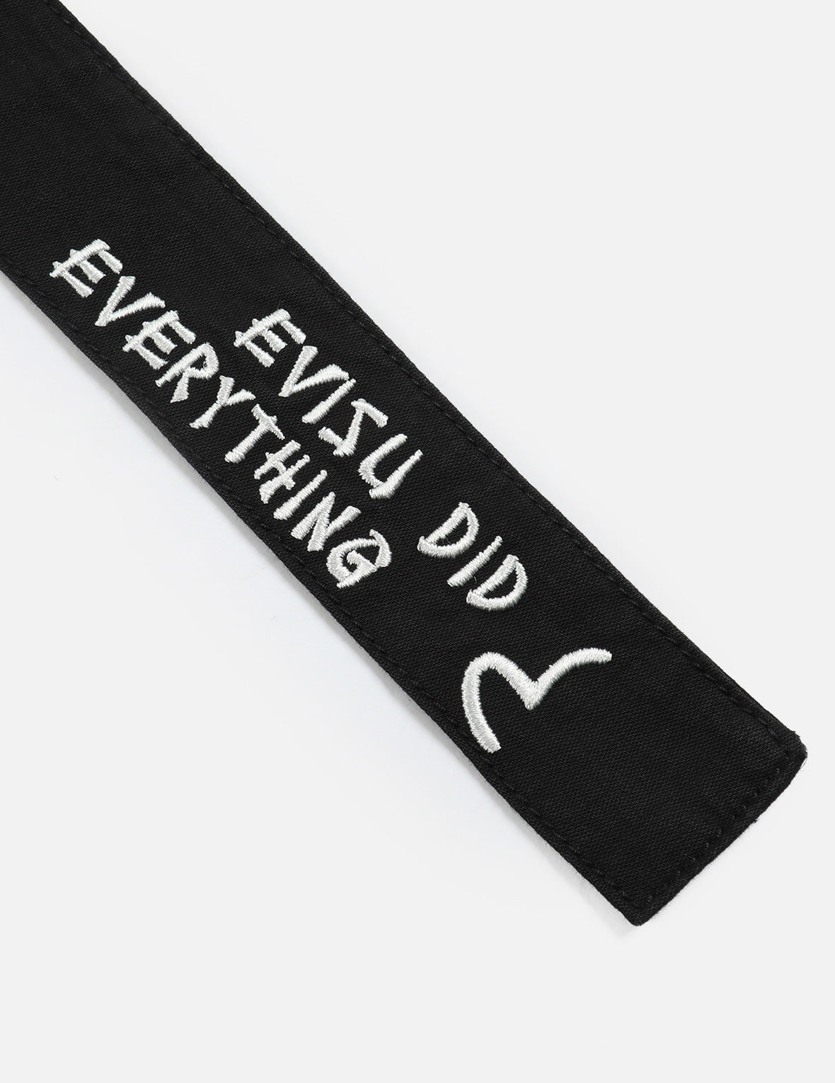 Slogan and Kamon Embroidery Cargo Shorts