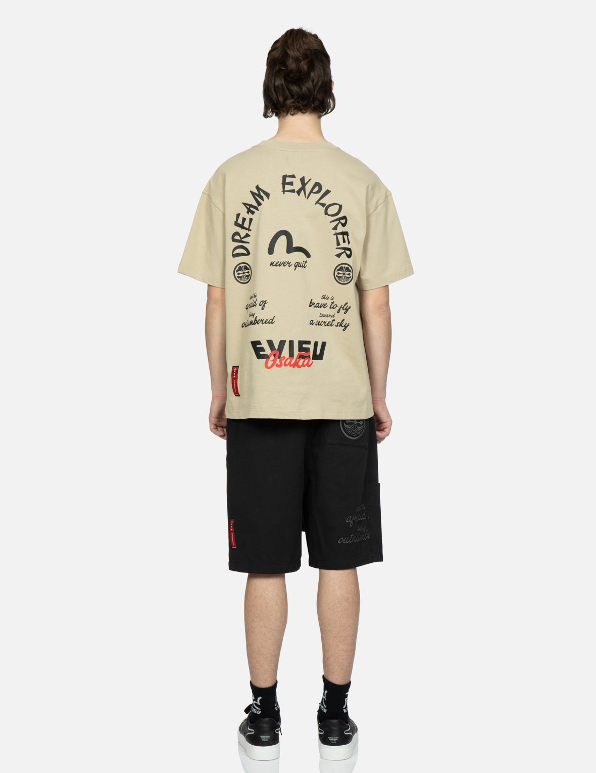 Slogan and Kamon Embroidery Cargo Shorts