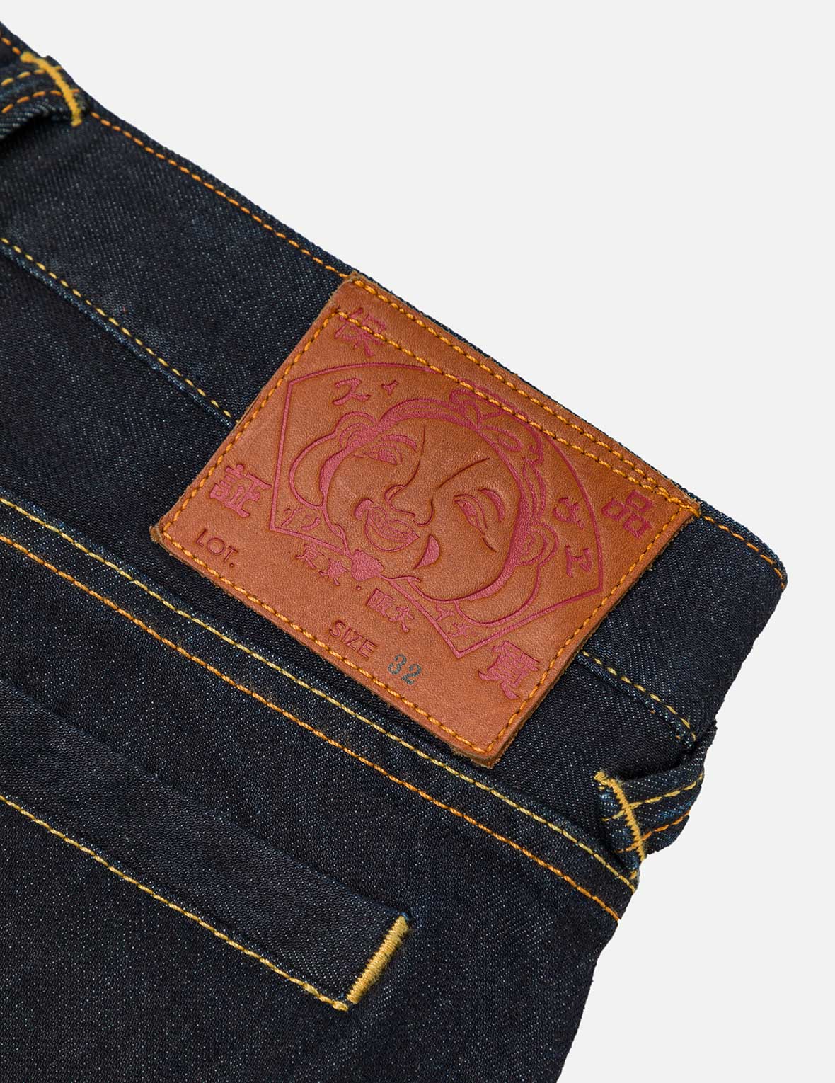 Graffiti Daicock Print Regular Fit Denim Shorts