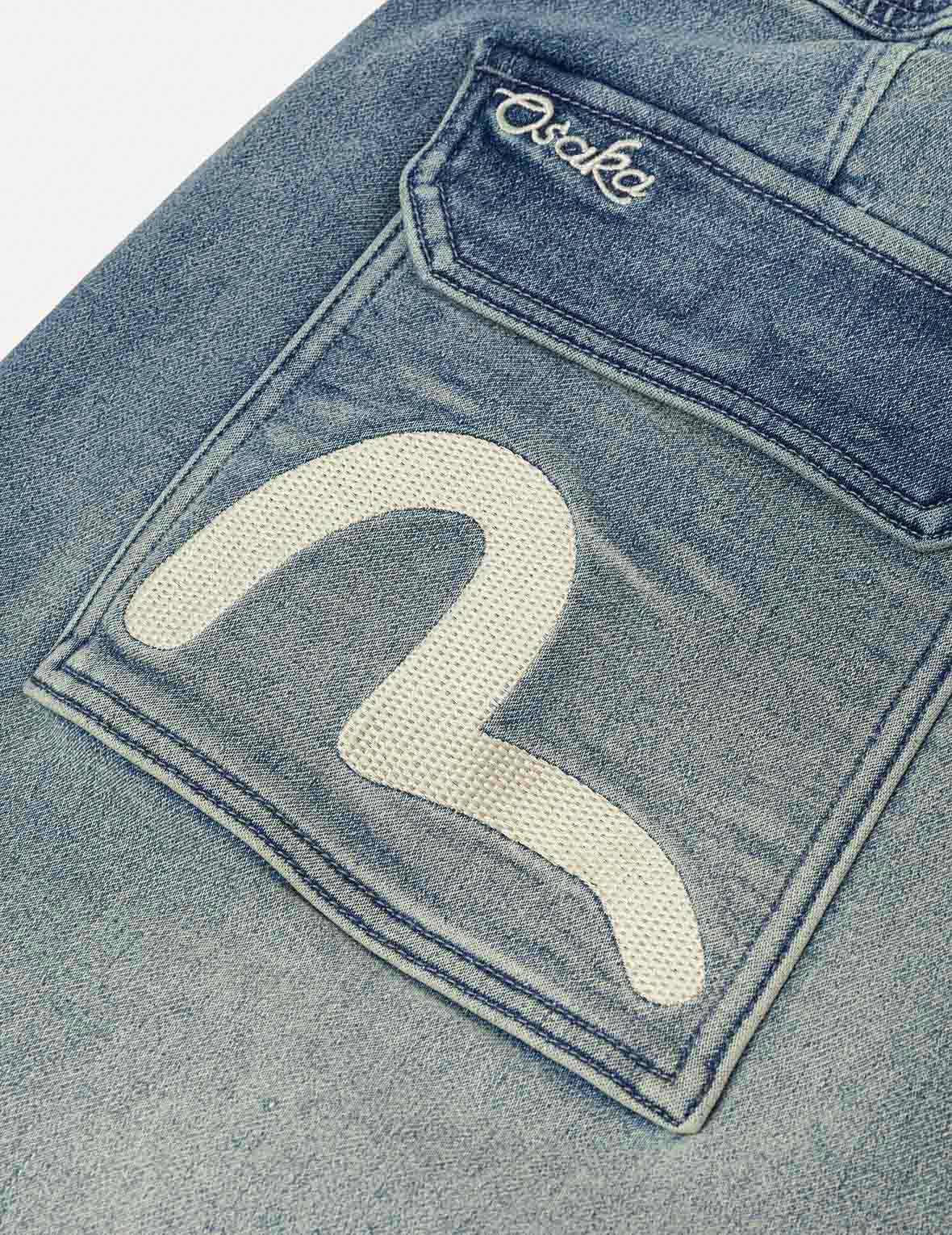 Seagull and Logo Appliqué Embroidery Fashion Fit Denim Shorts