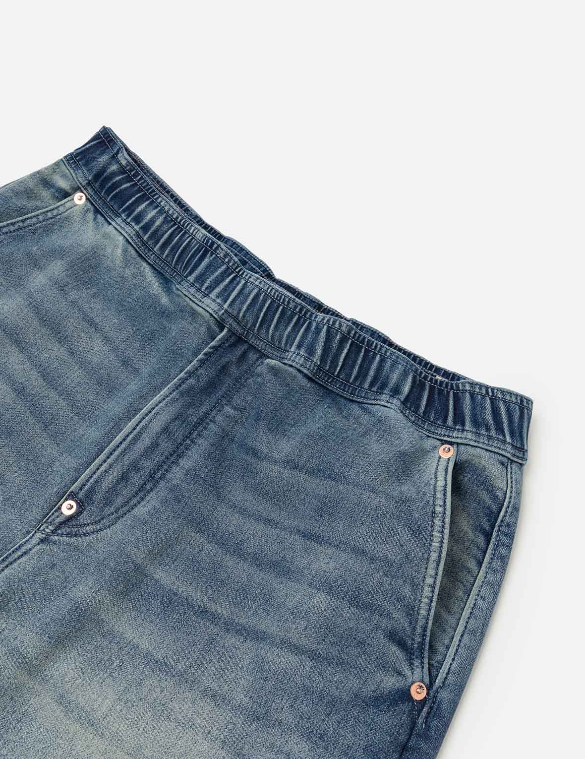 Seagull and Logo Appliqué Embroidery Fashion Fit Denim Shorts