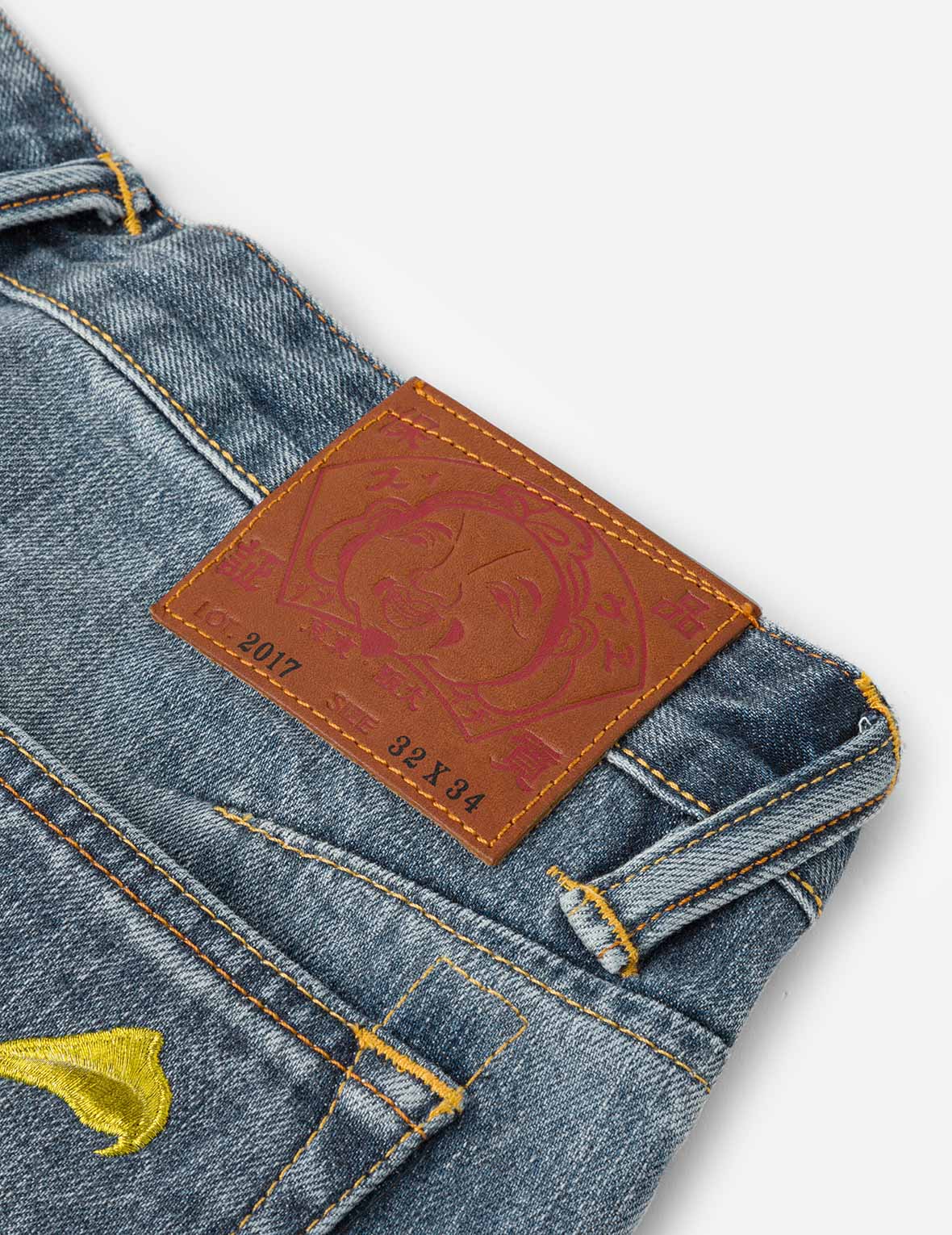 White Seagull Daicock Print Taper Fit Jeans #2017