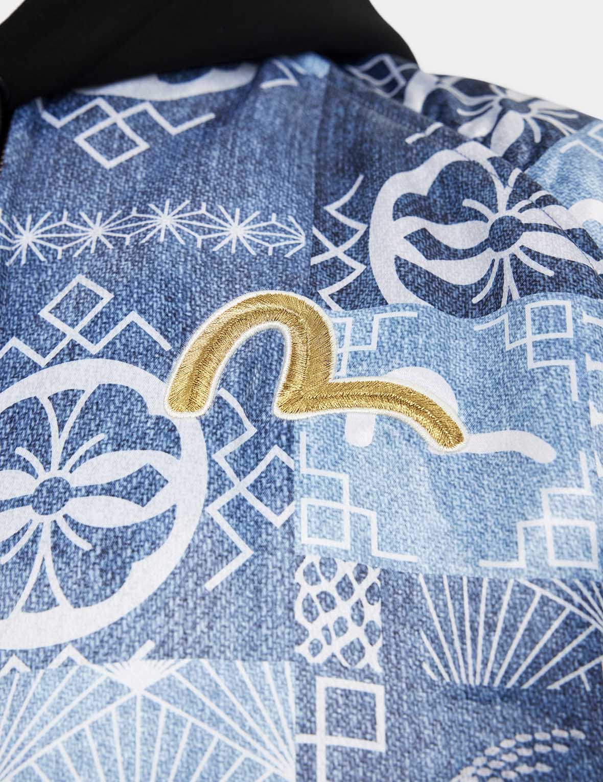 Soaring Snake Embroidery and Traditional Japanese Totem Prints Reversible Relax Fit Souvenir - Red Jacket