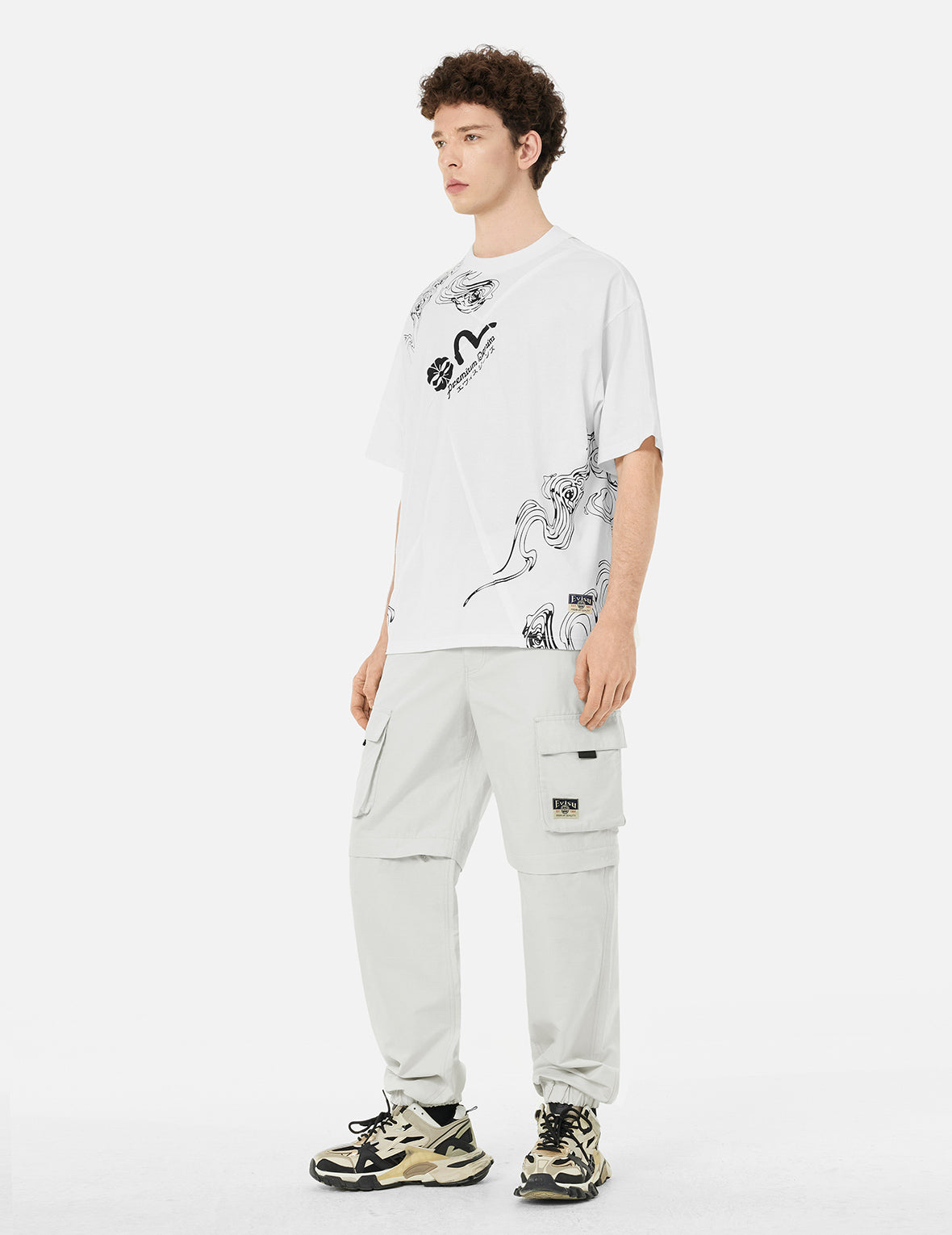 Kamon and Logo Prints Detachable Leg Panel Fashion Fit Woven Cargo Jogger