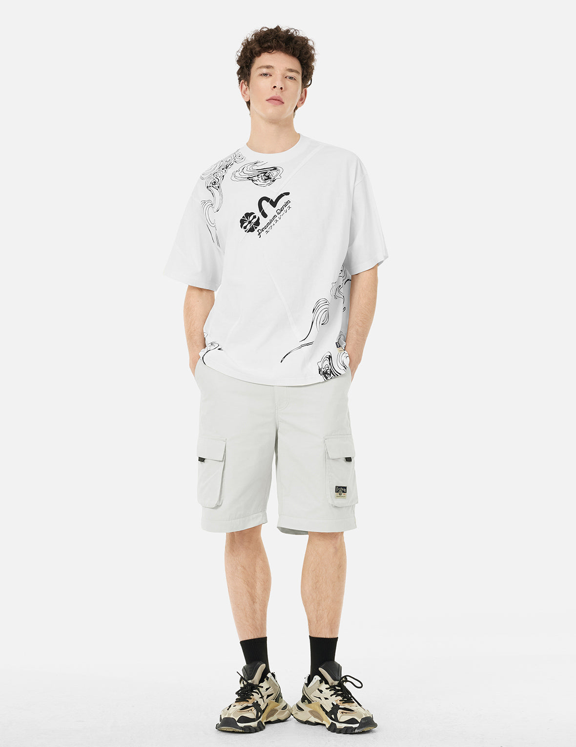 Kamon and Logo Prints Detachable Leg Panel Fashion Fit Woven Cargo Jogger