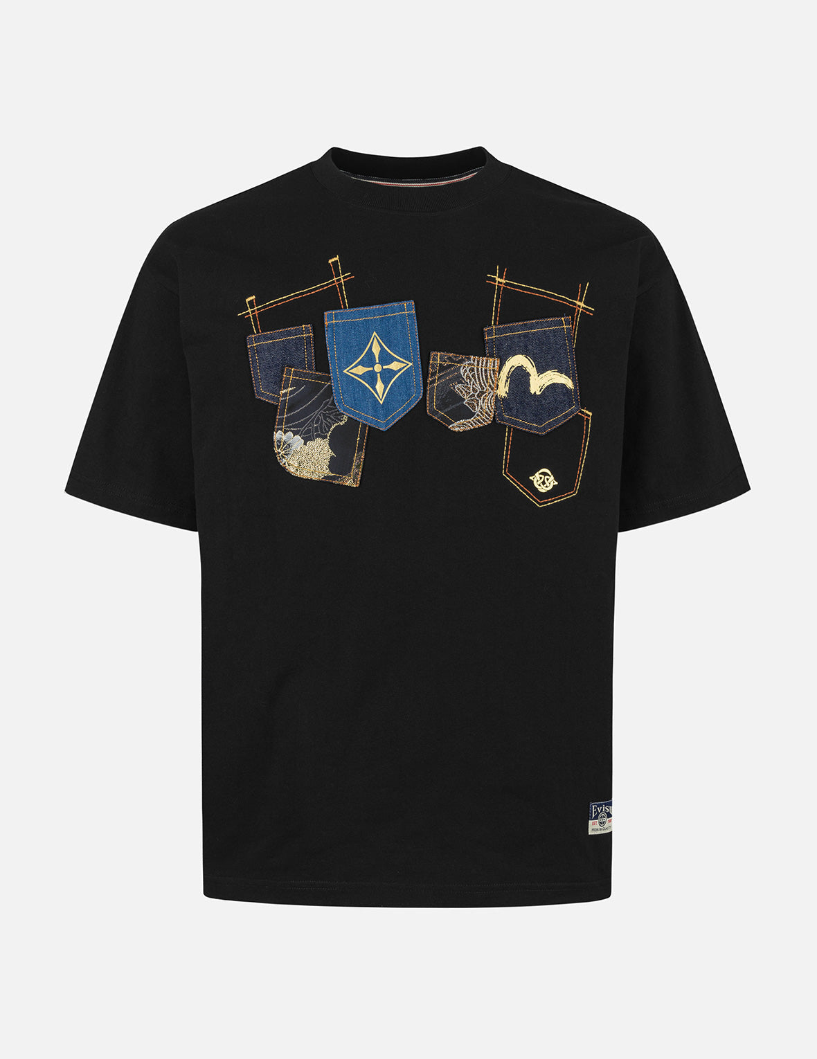 Multi-Pocket and Multi-Print Relax Fit T-shirt
