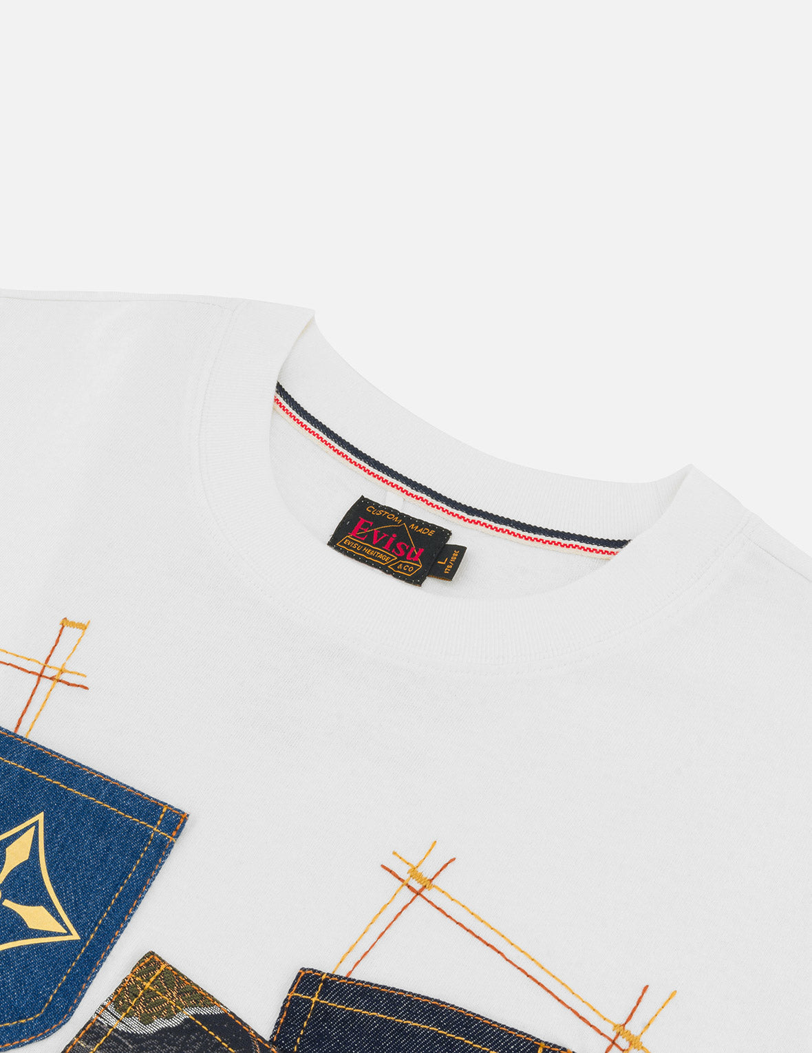 Multi-Pocket and Multi-Print Relax Fit T-shirt