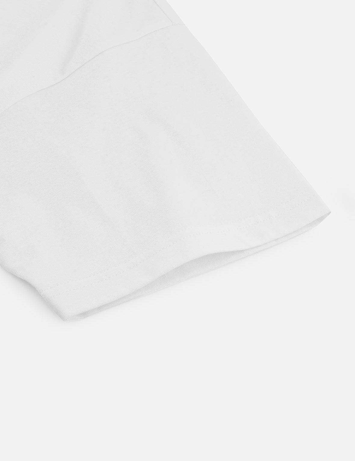 Multi-Pocket and Multi-Print Relax Fit T-shirt