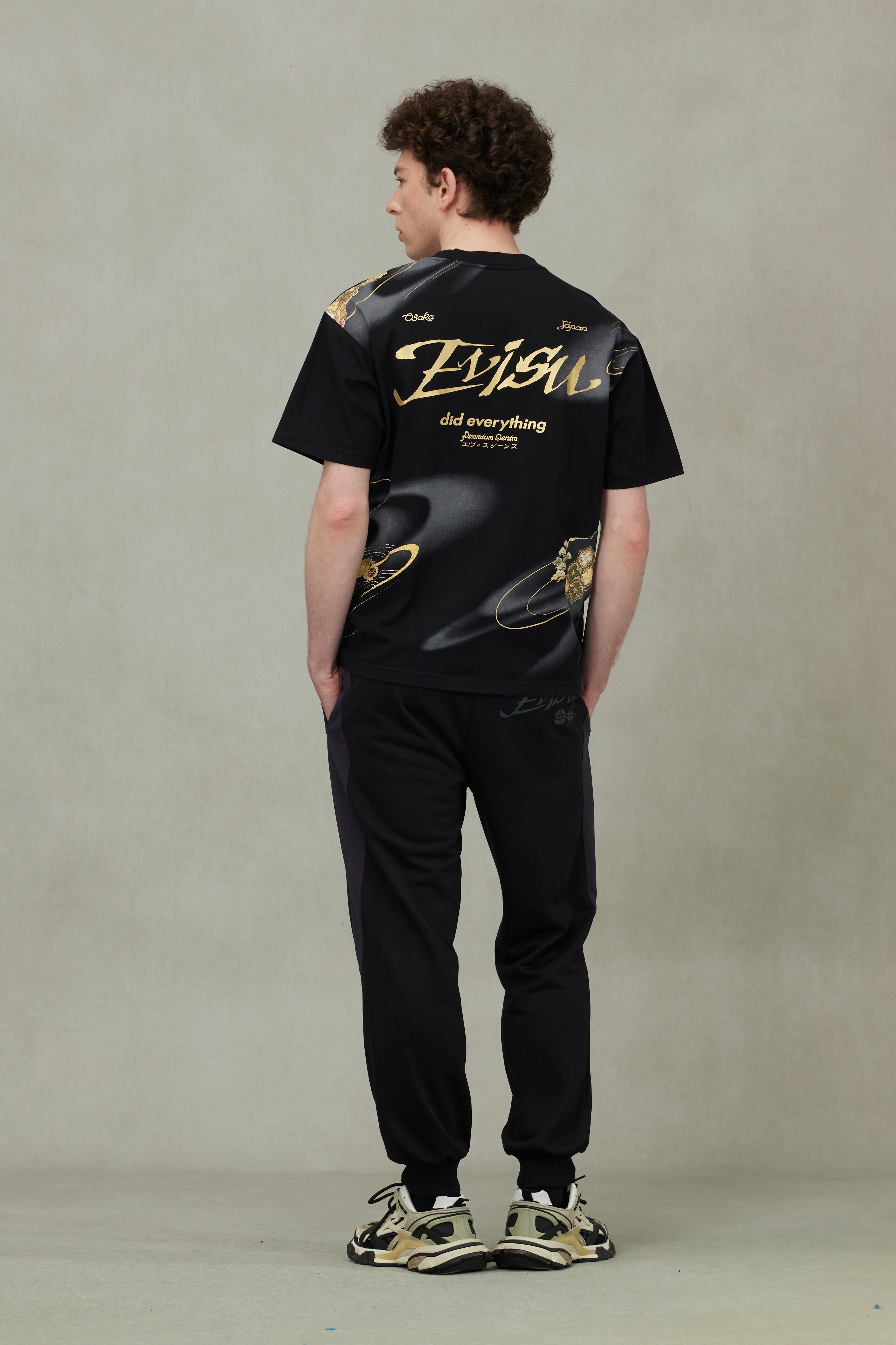 Brocade Kamon and Allover Print Relax Fit T-Shirt