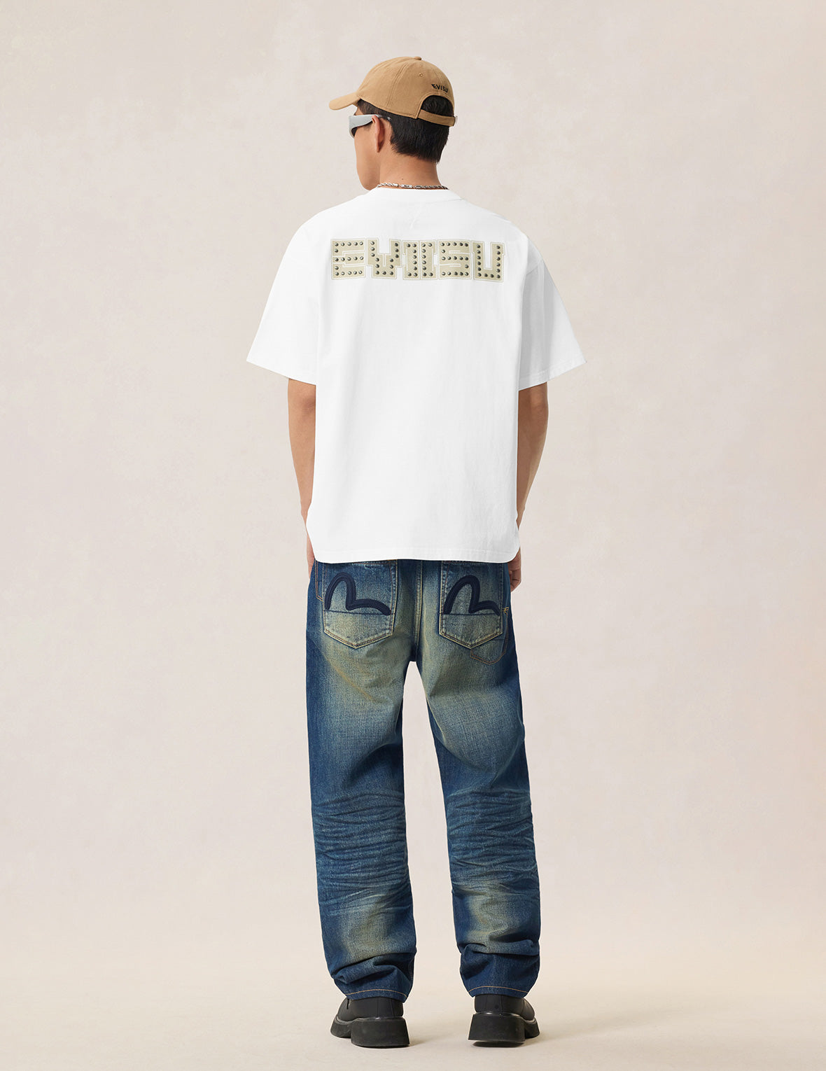 Dark Tone Washed Embroidery Jeans #2020