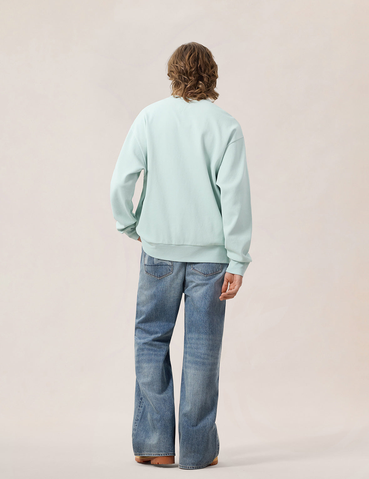 Seagull Rivet Sweatshirt