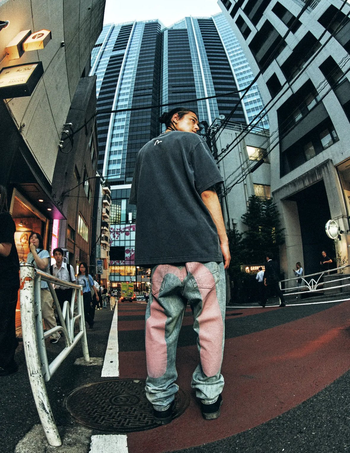 Born to Win Washed T-Shirt