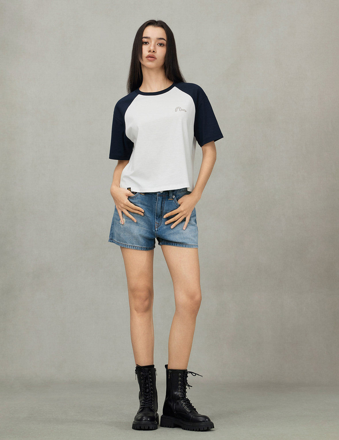 Deconstructed Seagull and Logo Applique Relax Fit Denim Shorts