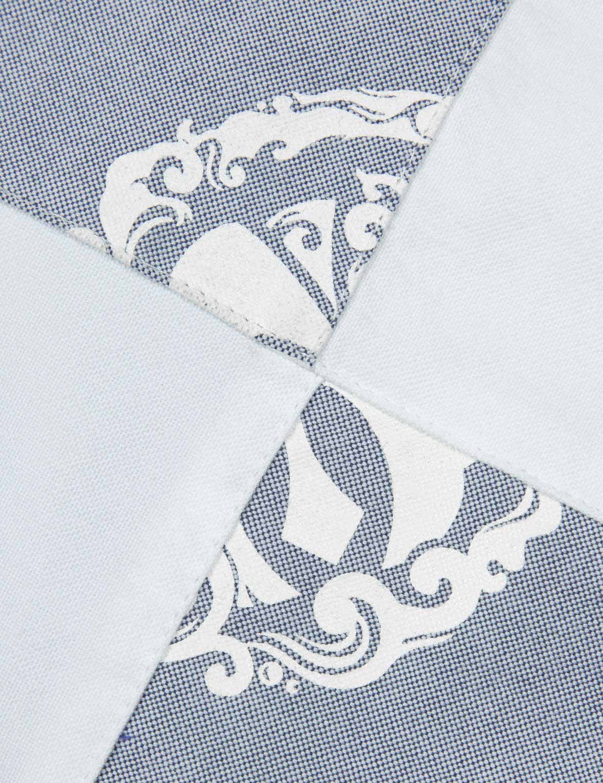 Kamon Print and Seagull Embroidery Relax Fit Shirt