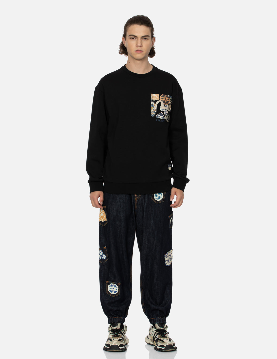 Seagull Embroidery with Kamon Print Pocket Relax Fit Sweatshirt