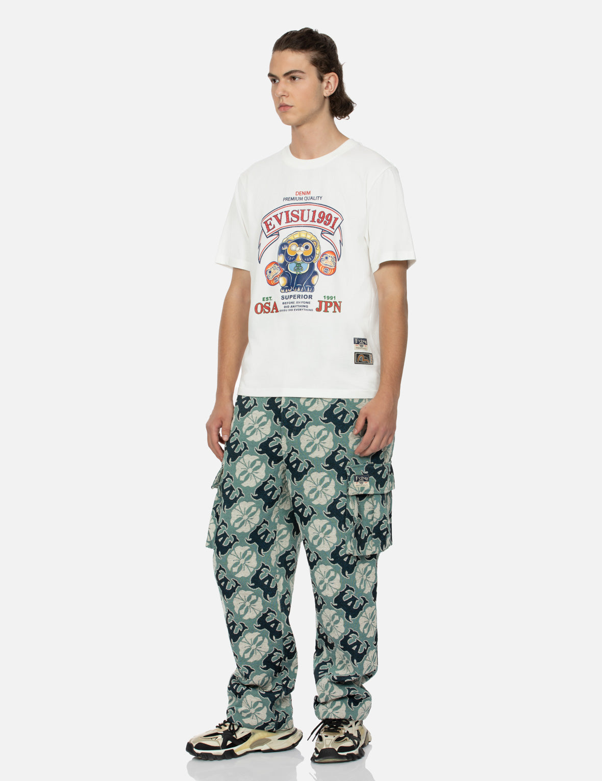 Tanuki and Daruma Print Regular Fit T-Shirt