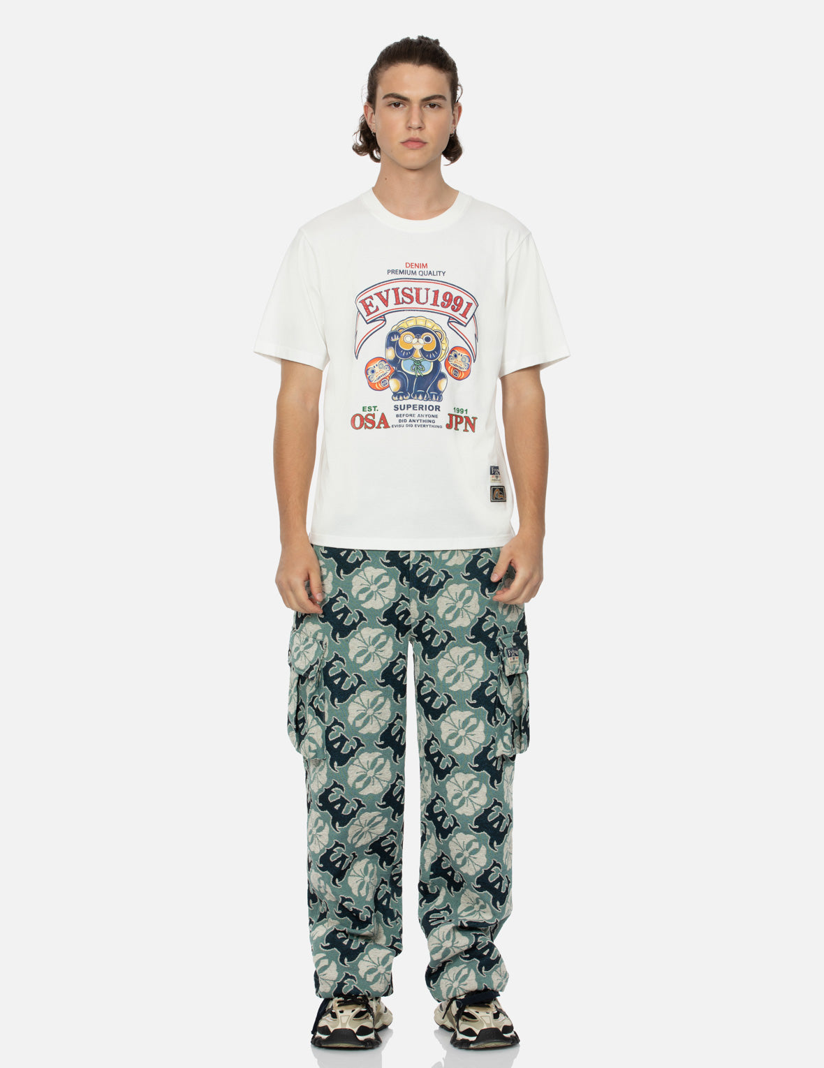 Tanuki and Daruma Print Regular Fit T-Shirt