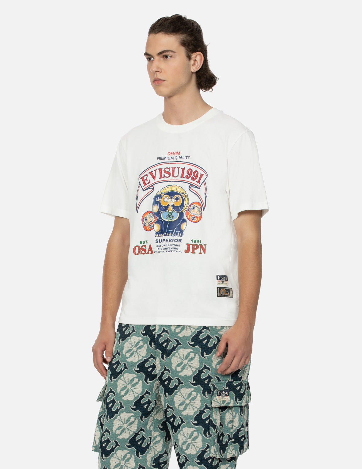 Tanuki and Daruma Print Regular Fit T-Shirt