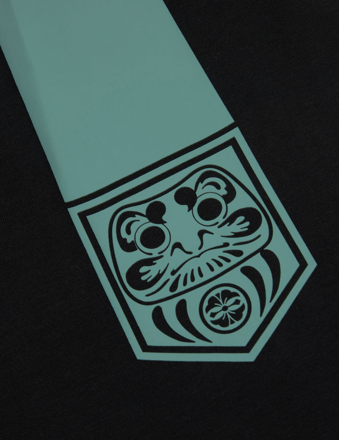Pocket-shaped Daruma Daicock Print Relax Fit T-shirt