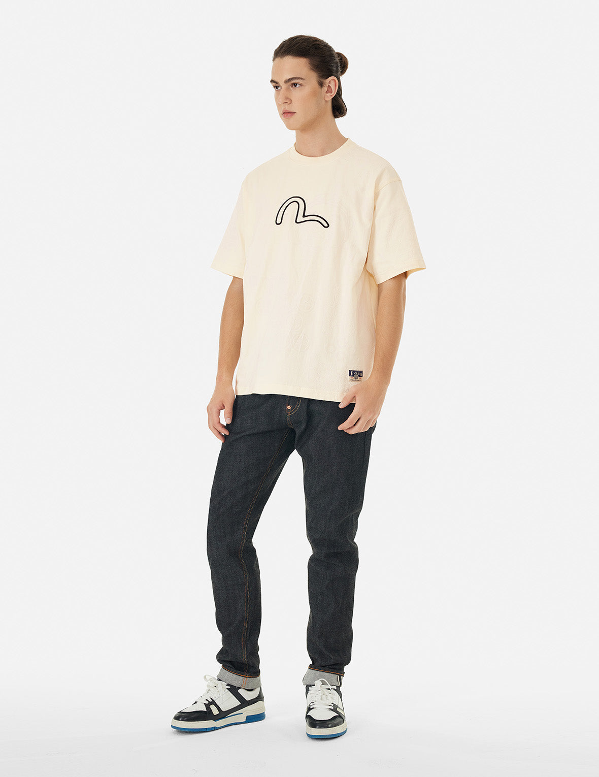 Seagull Embroidery and Allover Flocking Patterns Relax Fit T-shirt