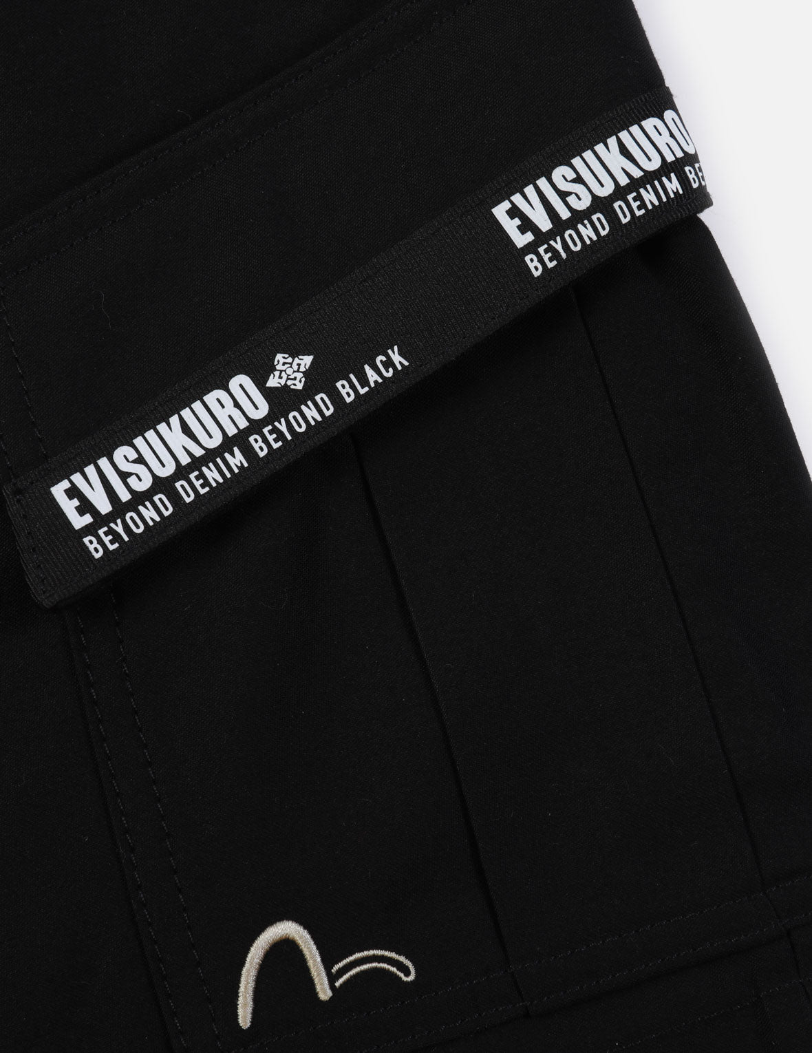 Logo Tape Patching Cargo Shorts