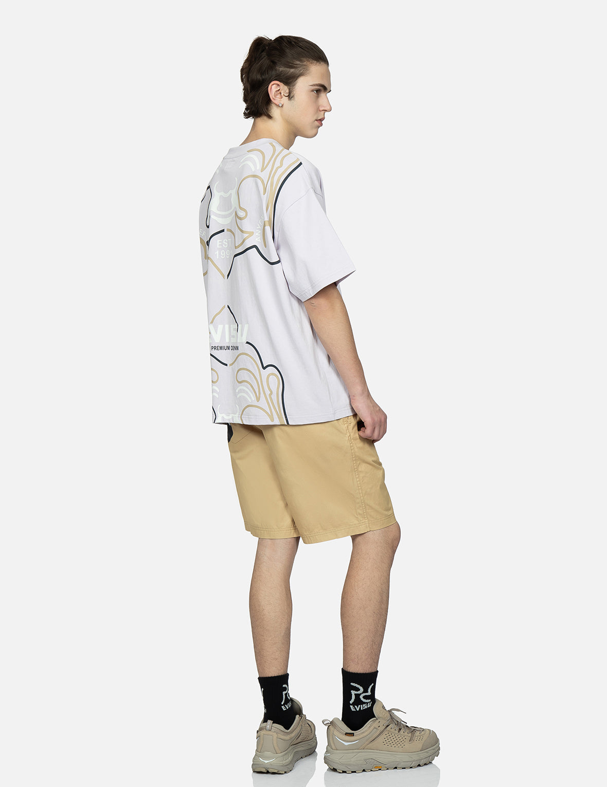 Seagull Embroidery Woven Shorts