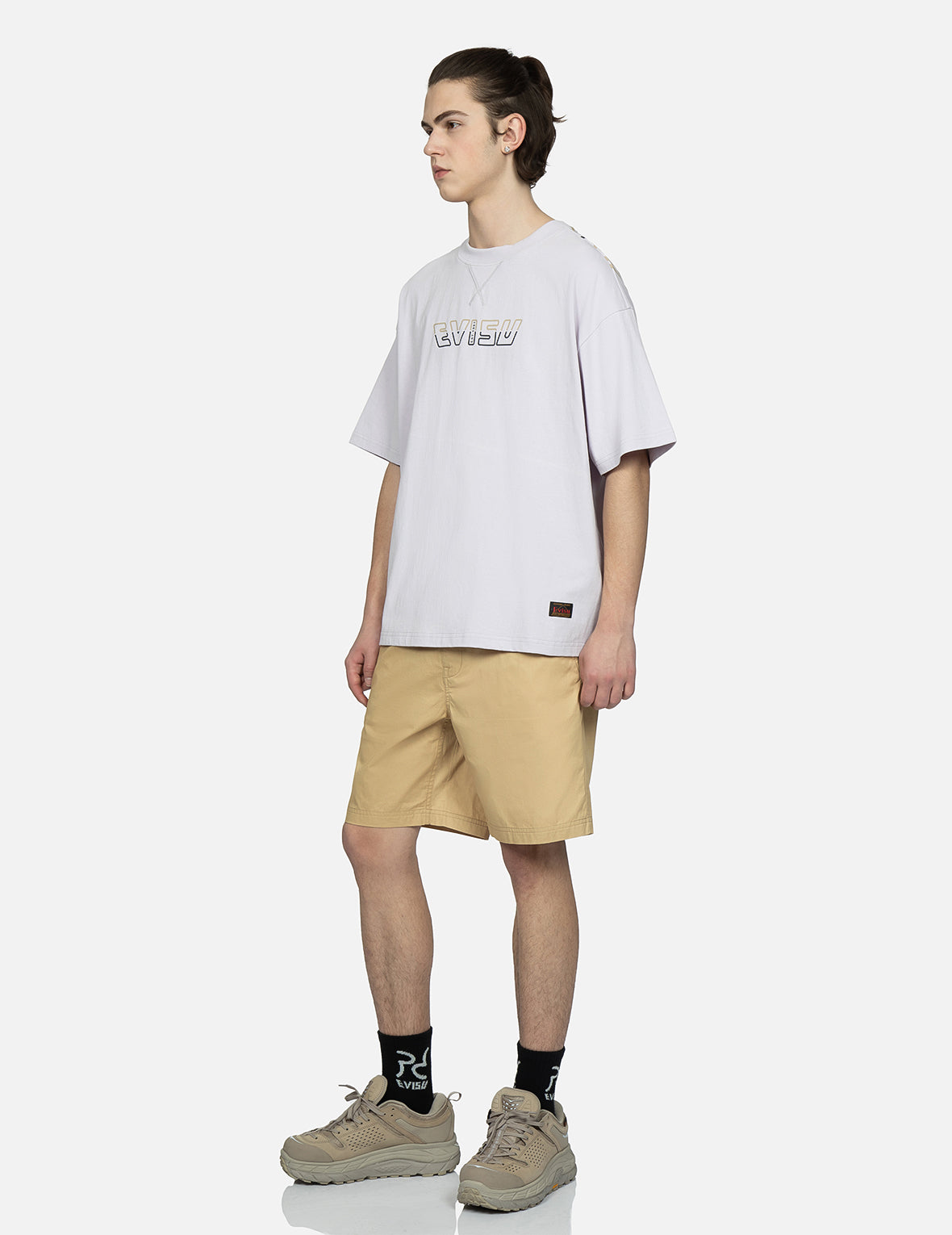 Seagull Embroidery Woven Shorts