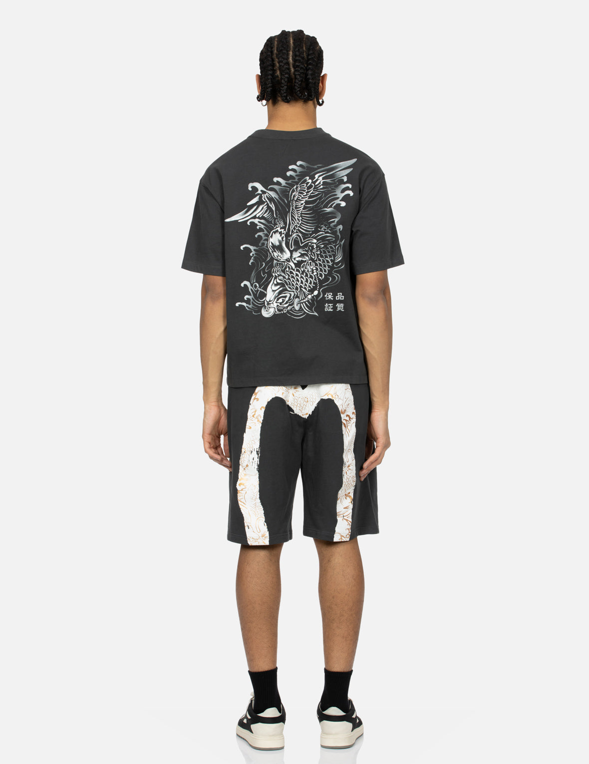 Logo Embroidery and "Soaring Seagull and Dancing Carp" Print Relax Fit T-shirt
