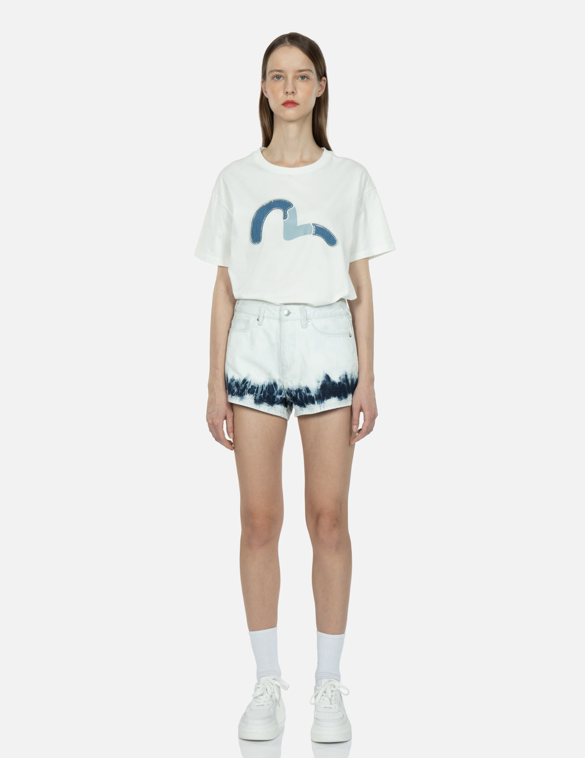 Seagull Embroidery Bleach Tie-dye Denim Shorts