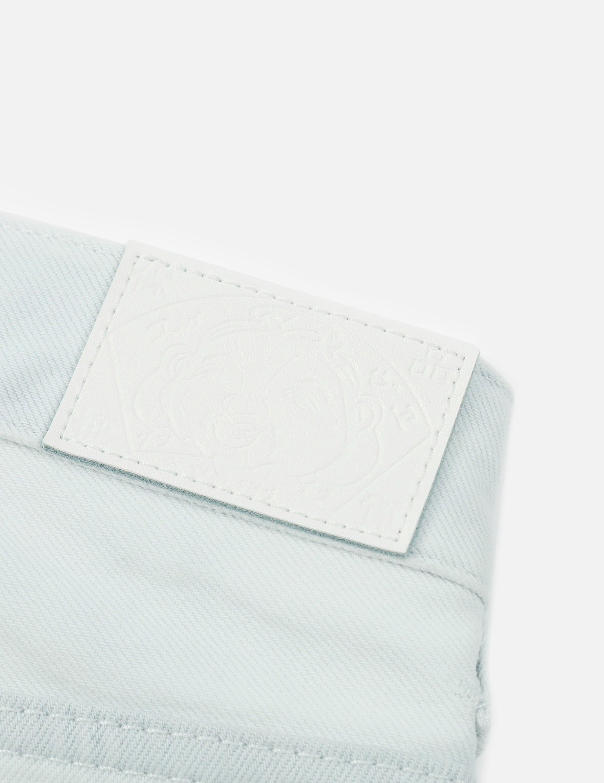 Seagull Embroidery Bleach Tie-dye Denim Shorts