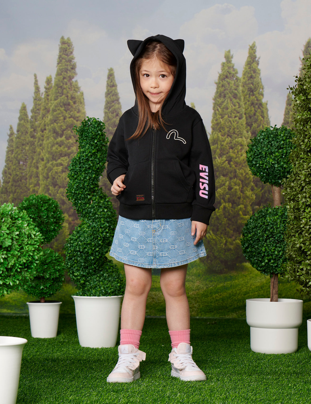 Fortune Cat and Daruma Daicock Print Regular Fit Zip-Up Hoodie