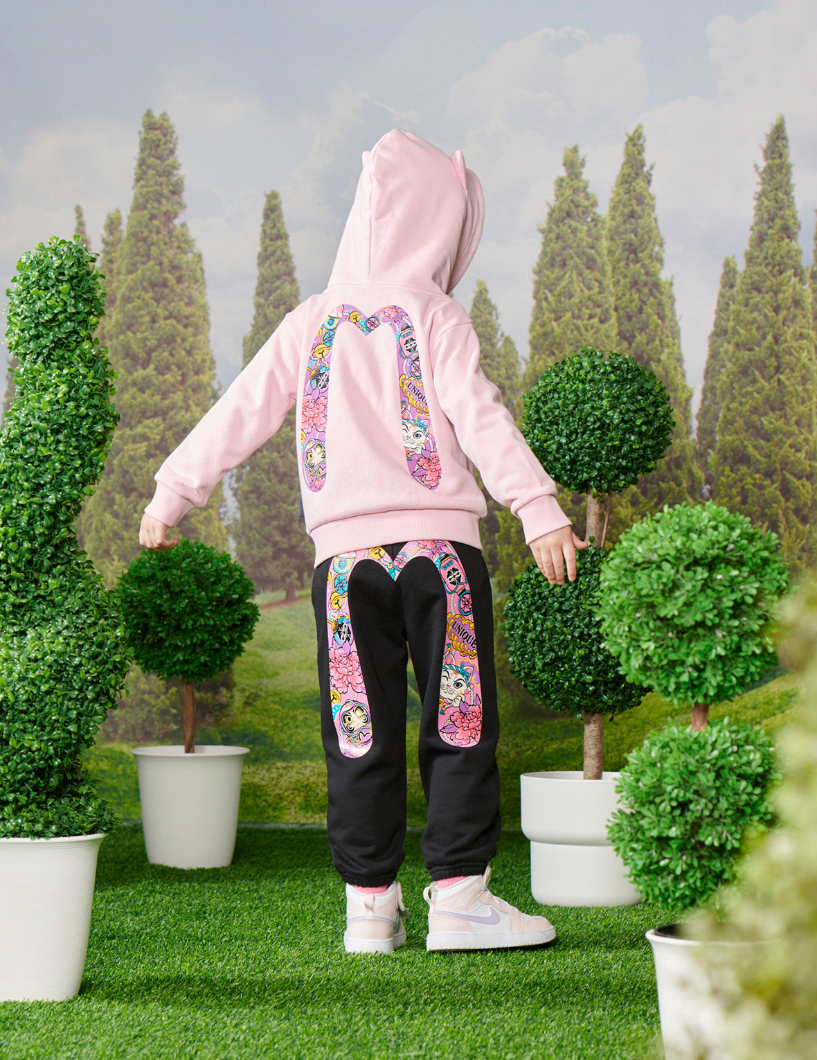 Fortune Cat and Daruma Daicock Print Regular Fit Zip-Up Hoodie