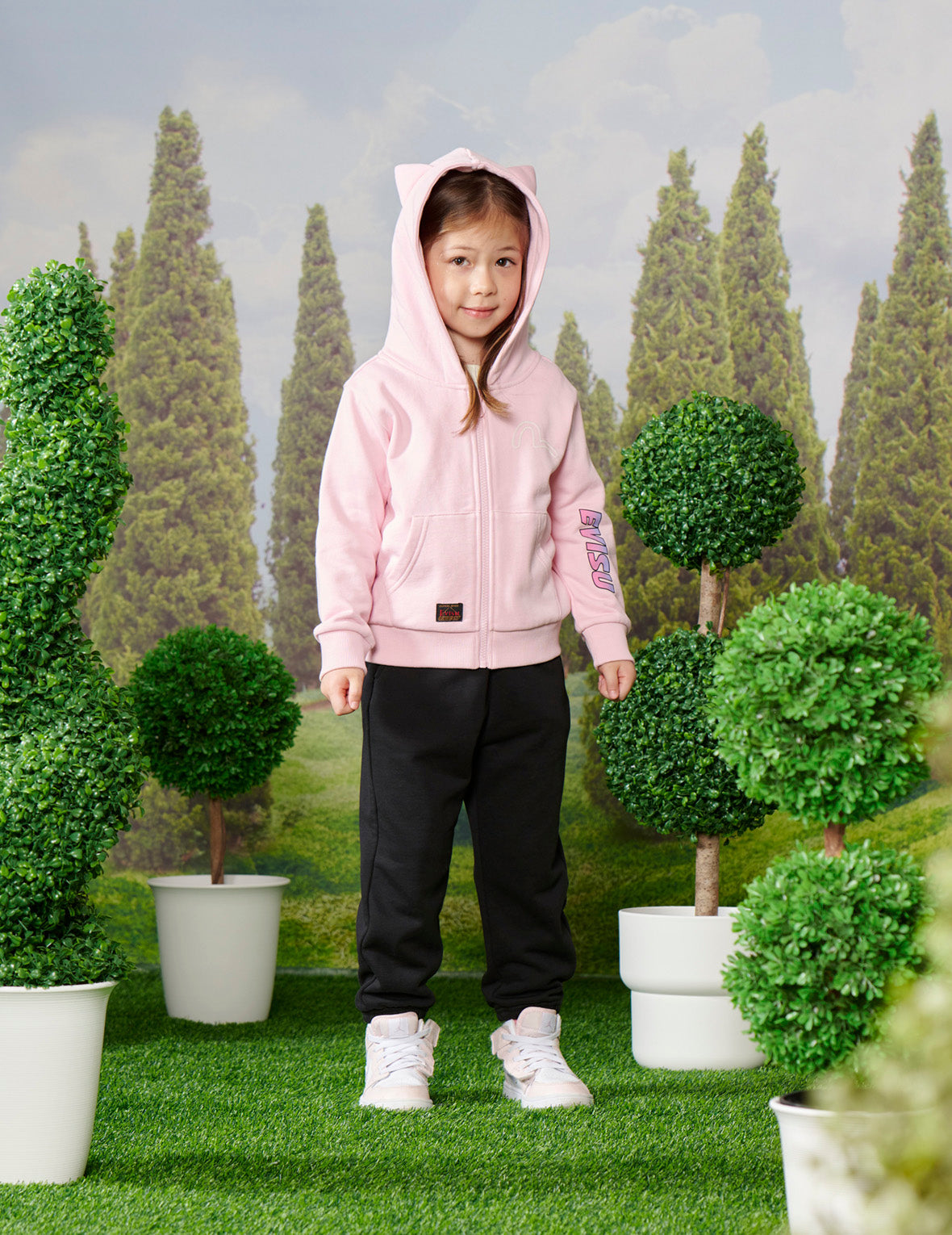 Fortune Cat and Daruma Daicock Print Regular Fit Zip-Up Hoodie